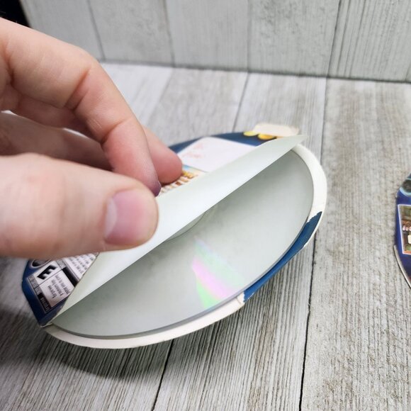 Happy Holidays Innovative Match 3 Puzzler & A Thrilling Coldcsae Adventure PC CD - Picture 3 of 8